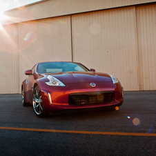 2013 Nissan 370Z Gets New Nose and New Colors