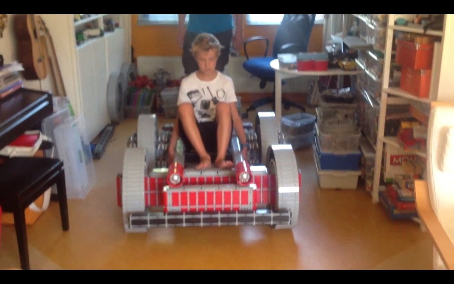 Dutch man builds full size, driving Lego go-kart