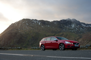 Volvo V60 2.0 T5 R-Design Premium