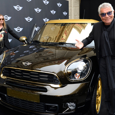 Roberto und Eva Cavalli enthüllen Life Ball MINI 2013