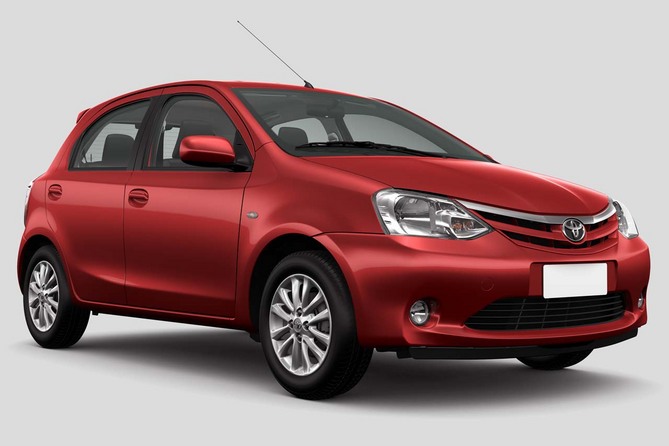 A Toyota comercializa o Etios para os mercados emergentes