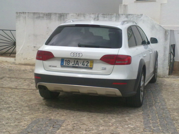 AUDI A4 ALLROAD 2011