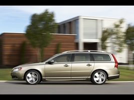 Volvo V70 D5