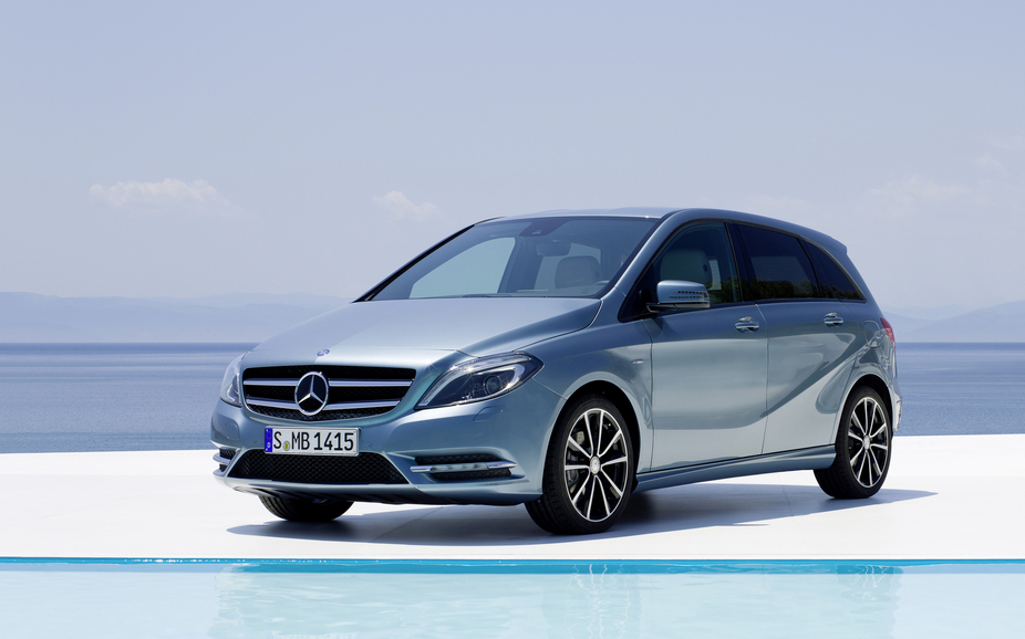 Mercedes Benz B 200 Blueefficiency Sports Tourer Automatic 2 Fotos Und 52 Technische Daten De Autoviva Com