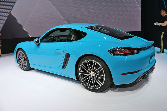 Porsche 718 Cayman S PDK