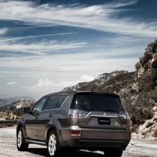 Mitsubishi Outlander XLS 2WD