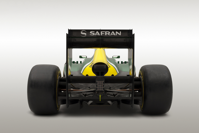 Caterham CT03