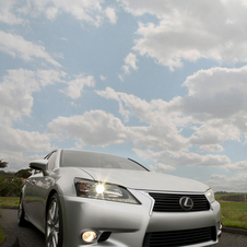 New Lexus GS Shows Off New Styling