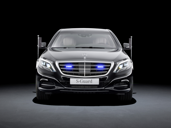  the vehicle features the same lines of the S-Class, as well as the same design of front and rear lights