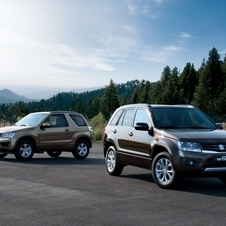 O novo Grand Vitara recebeu mudanças ao nível do design exterior e interior