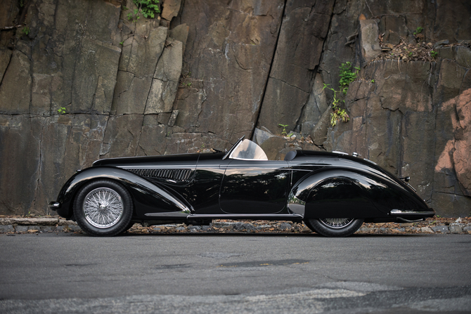 Alfa Romeo 8C 2900B Lungo Spider by Touring