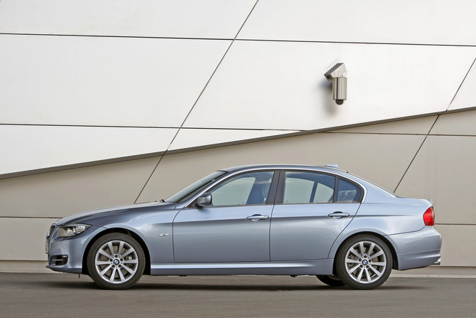 BMW 3 Series Gen.5