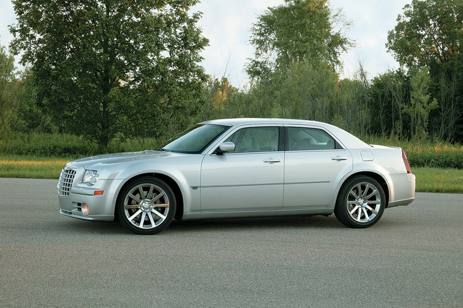 Chrysler 300C SRT8