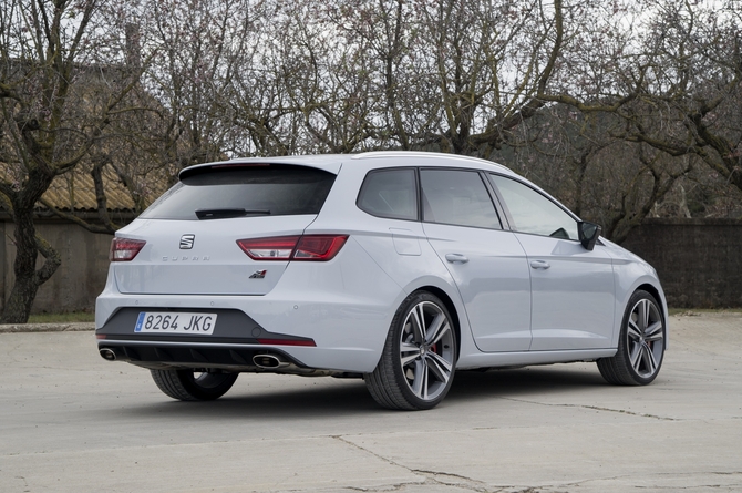 Seat Leon ST 2.0 TSI Cupra DSG S&S