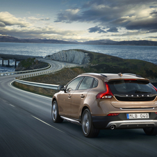 Volvo Lance La V40 Cross Country à Paris