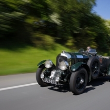 Rachetée par Bentley Motors en 1997, le fringant bolide de 83 ans continue de faire tourner les têtes