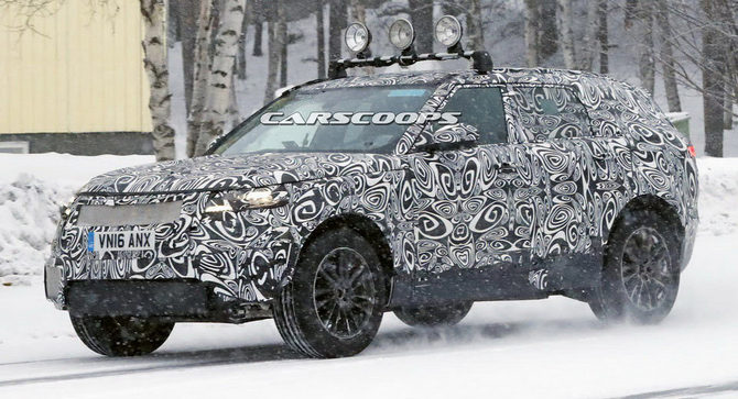 O Range Rover Sport Coupe esteve na Suécia a testar em condições de inverno e frio