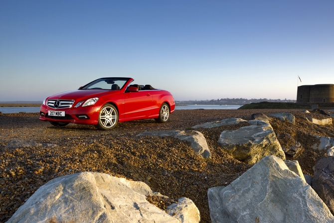 Mercedes-Benz E200 Cabriolet CGI BlueEFF. SE