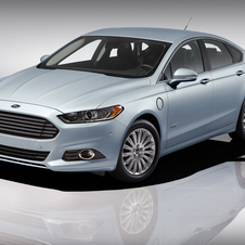 O Ford Fusion Energi plug-in hybrid ainda não está disponível mas poderá ser uma boa opção para frotas