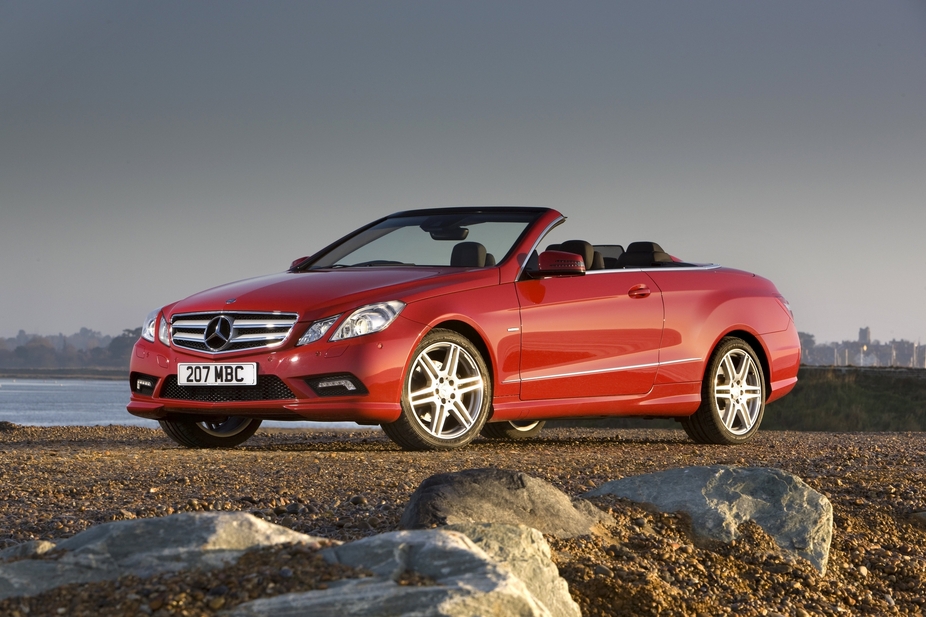 Mercedes-Benz E200 Cabriolet CGI BlueEFF. Sport