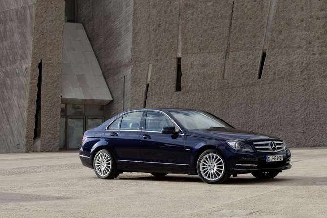 Mercedes-Benz C 350 BlueEfficiency Avantgarde 4Matic