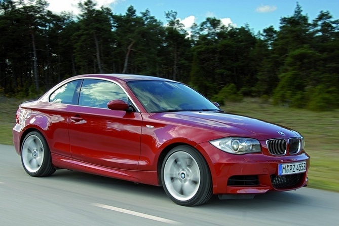 BMW 135i Coupé Automatic (US)