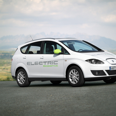 Seat Goes Electric: Produces Prototypes of Electric Altea and Hybrid Leon