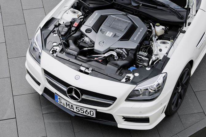 New SLK 55 AMG Hopes to Blend High Power and High Efficiency