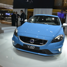 *Updated* Volvo V40 Gets R-Design Trim with Stiffer Suspension and Better Trim