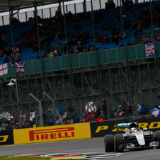 Lewis Hamilton comfortably led the race from start to finish