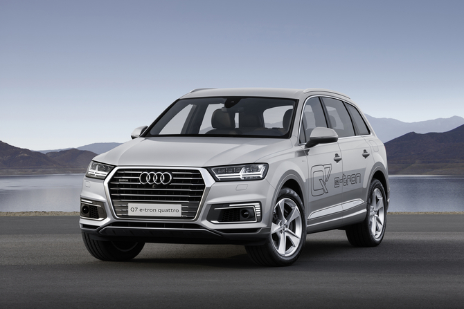 O novo Q7 2.0 TFSI e-tron quattro será revelado no Salão Automóvel de Xangai