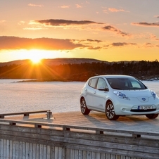 Nissan Leaf foi pela primeira vez o modelo mais vendido na Noruega em outubro