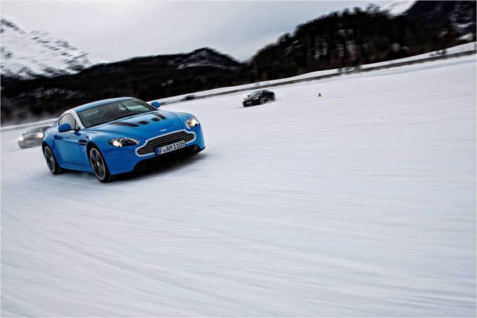 Aston Martin on Ice Finishes with a Video