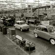 O 600 foi uma versão do Fiat 600 produzido sobre licença