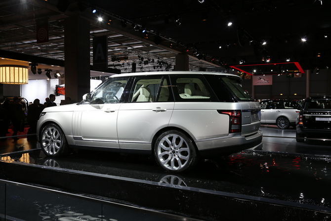 Land Rover revela novo Range Rover