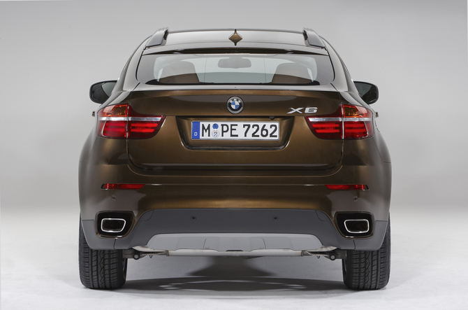 BMW Refreshed X6 for 2012