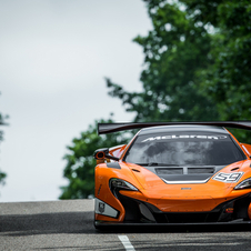 O novo carro de corrida marca o início da segunda geração de carros GT3 da McLaren GT e segue as mesmas bases do 12C GT3