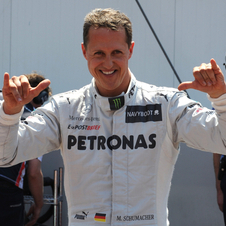 Em Monte Carlo Michael Schumacher voltou a conquistar uma pole position