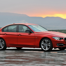 Sixth-Gen BMW 3-Series Gets Total Redesign with New Styling, Engines and Tech Sixth-Gen BMW 3-Series Gets Total Redesign with New Styling, Engines and Tech
