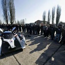 Peugeot 908HYBRID4 Takes Its Last Laps