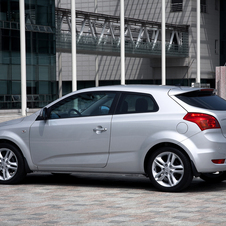 Kia cee'd S coupe 1.6 CRDi 115hp AT EX Kia cee'd S coupe 1.6 CRDi 115hp AT EX
