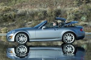 Mazda MX-5 Touring Power Retractable Hardtop