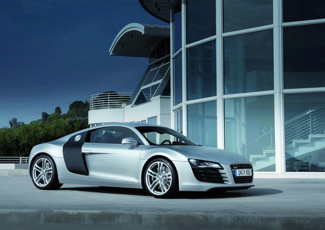 Audi R8 V10 R-Tronic