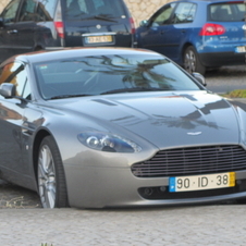 Aston Martin Virage Volante