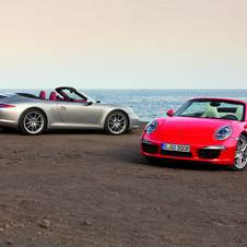 Porsche unveils Cabrio version of the new 911 generation