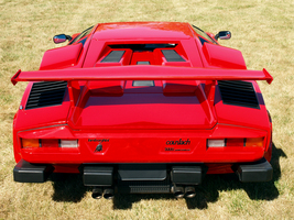 Lamborghini Countach LP5000S QV (facelift 1988)