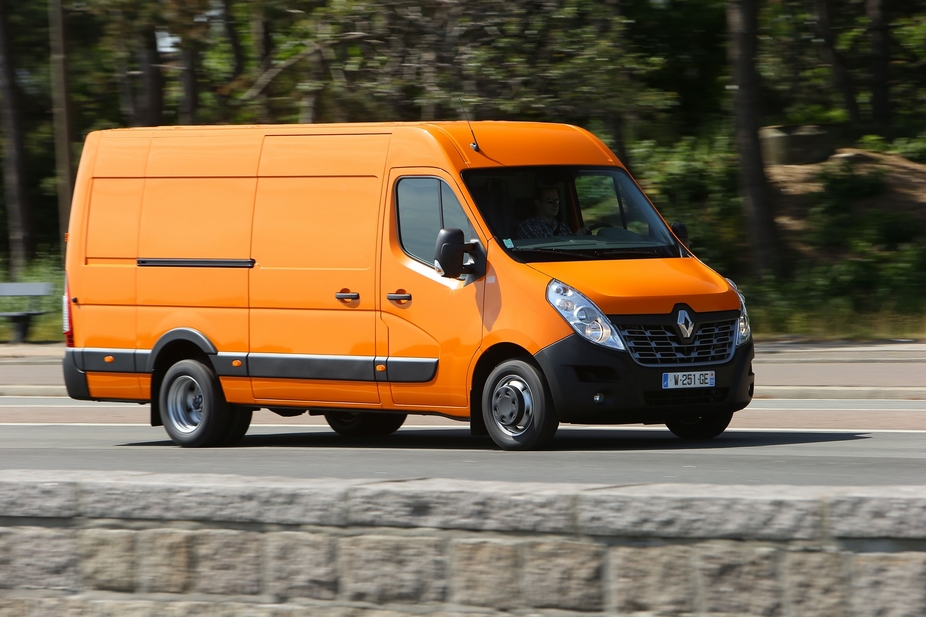 Renault Master Chassis Cabina Simples Tracção L3 3.5T 2.3 dCi