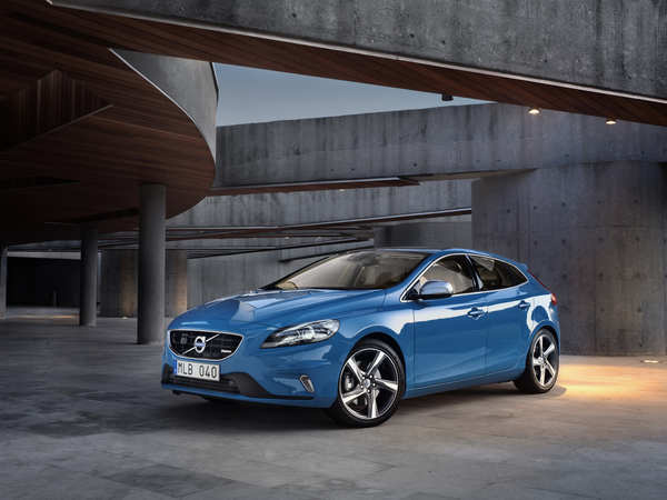 Volvo erwartet, dass sich rund zehn Prozent aller Käufer eines Volvo V40 für die sportive R-Design Ausstattungslinie entscheiden werden.