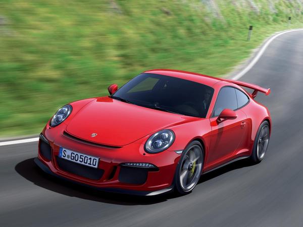 Primeiras imagens do Porsche 911 GT3