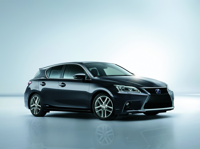 Europa-Premiere des neuen Lexus CT 200h